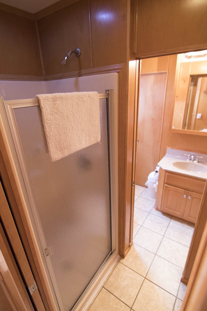 Astoria Five Star Houseboat Rentals